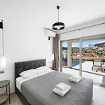 Villa Tina By Vintage Travel Spartokhorion