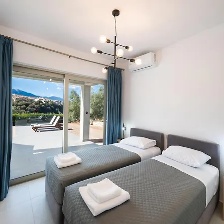 Tina By Vintage Travel Villa