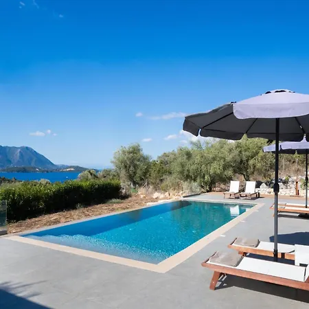 Tina By Vintage Travel Villa