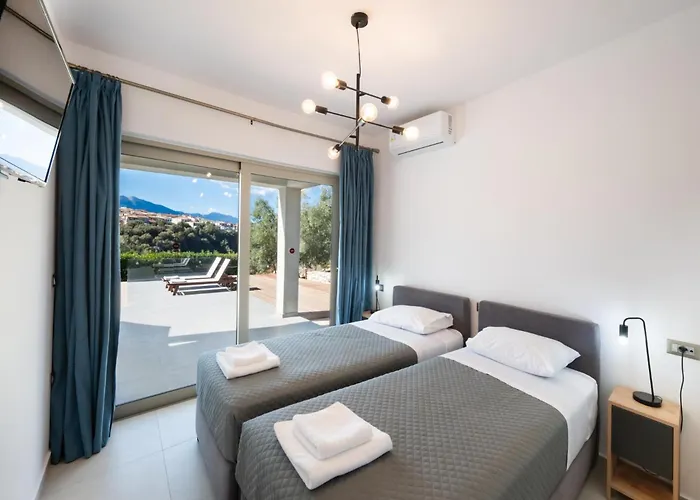 Tina By Vintage Travel Villa