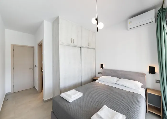 Tina By Vintage Travel Spartokhórion