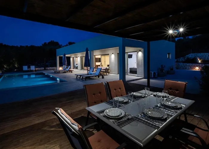 Villa Tina By Vintage Travel