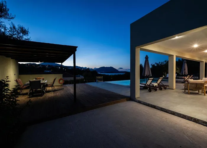 Villa Tina By Vintage Travel *