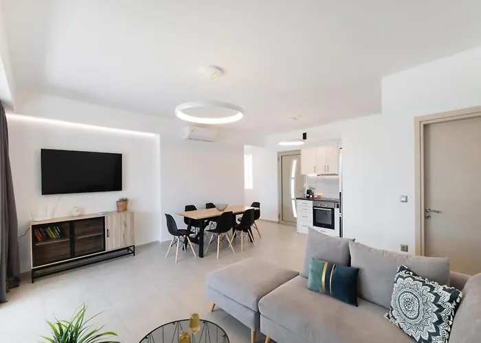 Tina By Vintage Travel *