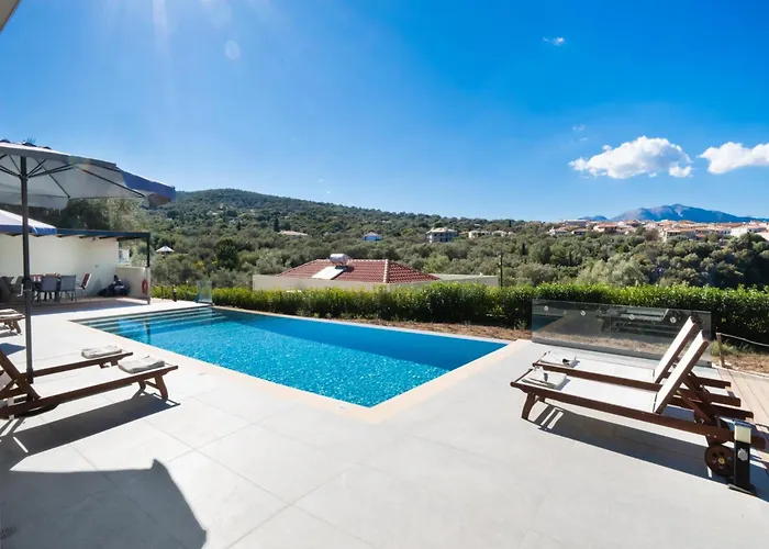 Tina By Vintage Travel Villa